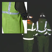 Green safety jacket for protection and visibility in hazardous areas