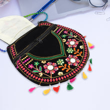 Handcrafted Cotton Embroidered Shoulder Bag  Purse For Girls  Women (1 Pc  9 Inch)